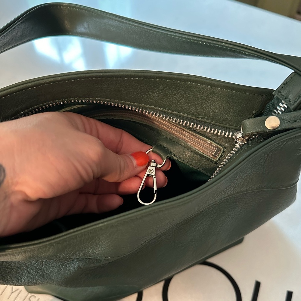 Custom made genuine leather Laroll handbag - Picture 6 of 7